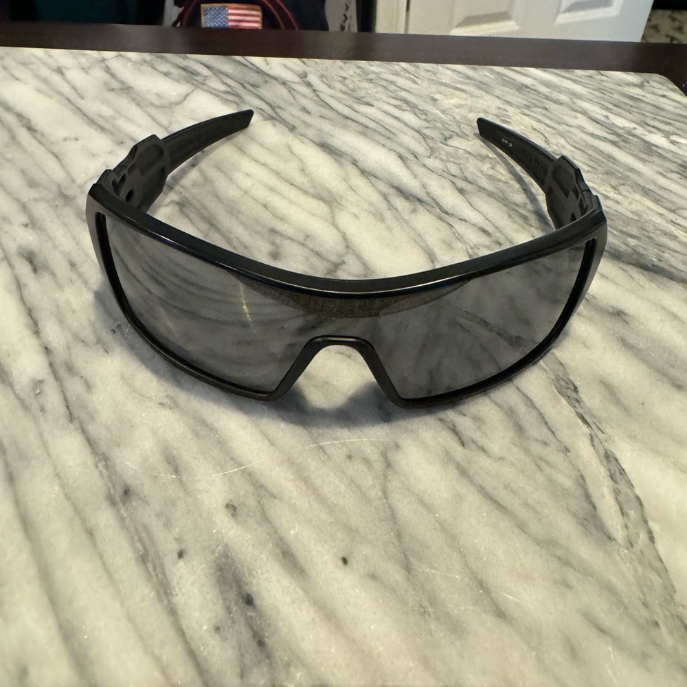 Black Oakley Wearable Sunglasses Oilrig